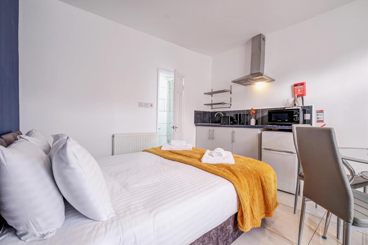 Fernbank Rooms Sudbury Hill, Harrow, Self-Contained Studios With En-Suite Harrow on the Hill Εξωτερικό φωτογραφία