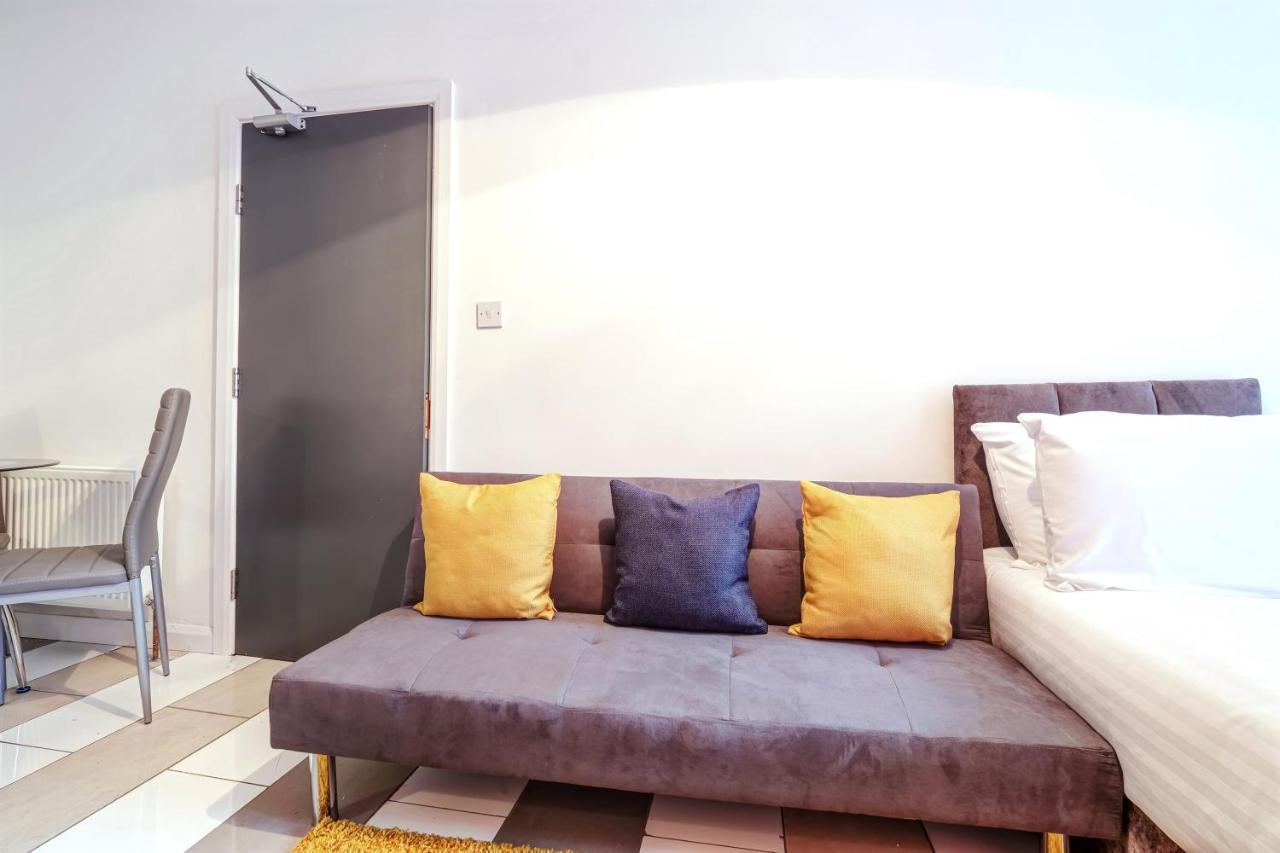 Fernbank Rooms Sudbury Hill, Harrow, Self-Contained Studios With En-Suite Harrow on the Hill Εξωτερικό φωτογραφία