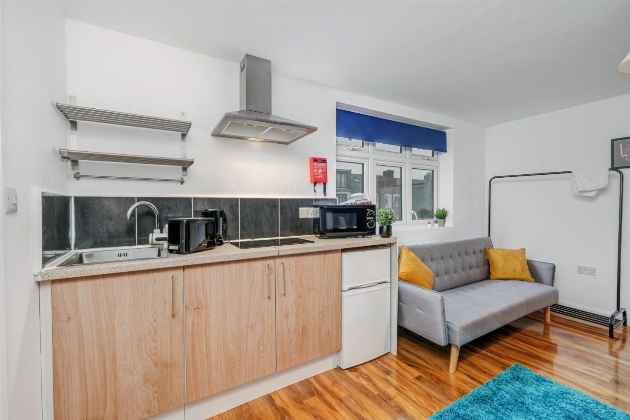 Fernbank Rooms Sudbury Hill, Harrow, Self-Contained Studios With En-Suite Harrow on the Hill Εξωτερικό φωτογραφία